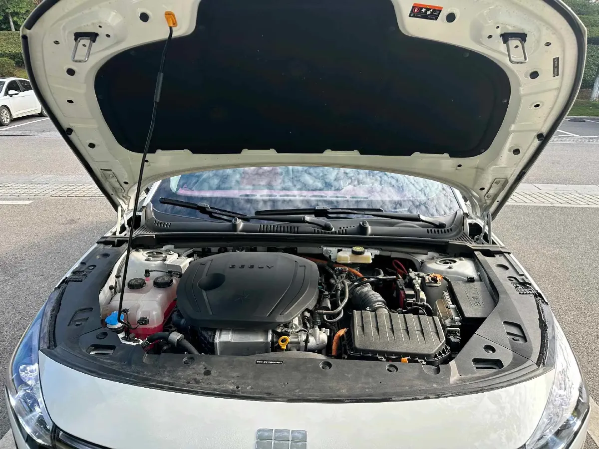 2023 Geely Galaxy L6 1.5T 163HP L4 3DHT PHEV,autocango,china used car exporter,china ev exporter,chinese used car exporter,chinese used ev exporter