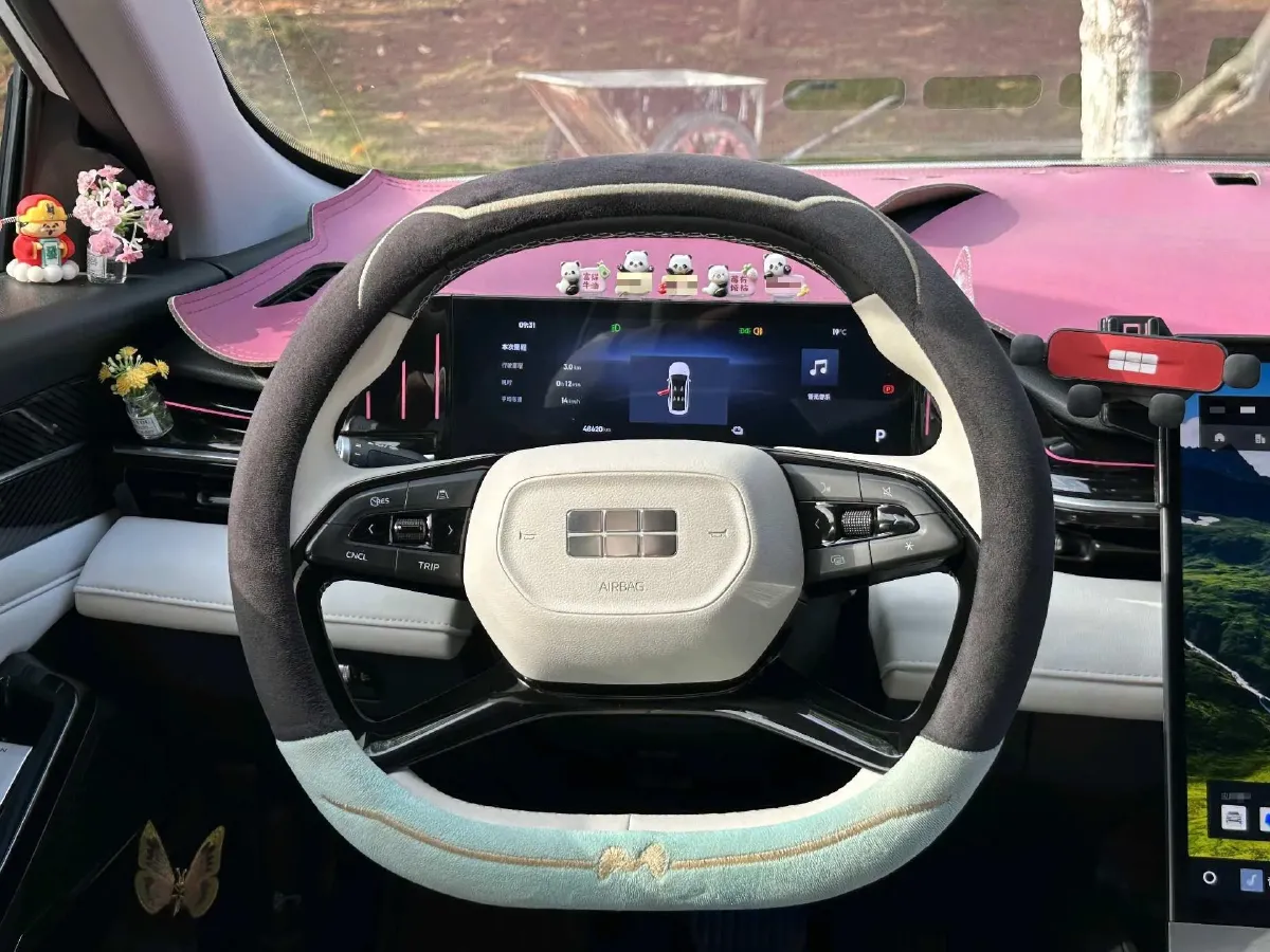 2023 Geely Galaxy L6 1.5T 163HP L4 3DHT PHEV,autocango,china used car exporter,china ev exporter,chinese used car exporter,chinese used ev exporter