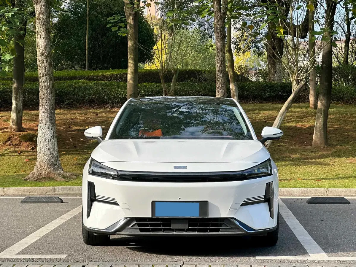 2023 Geely Galaxy L6 1.5T 163HP L4 3DHT PHEV,autocango,china used car exporter,china ev exporter,chinese used car exporter,chinese used ev exporter