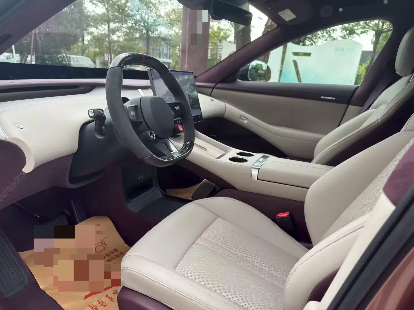 2025 MI YU7 thumbnail 4