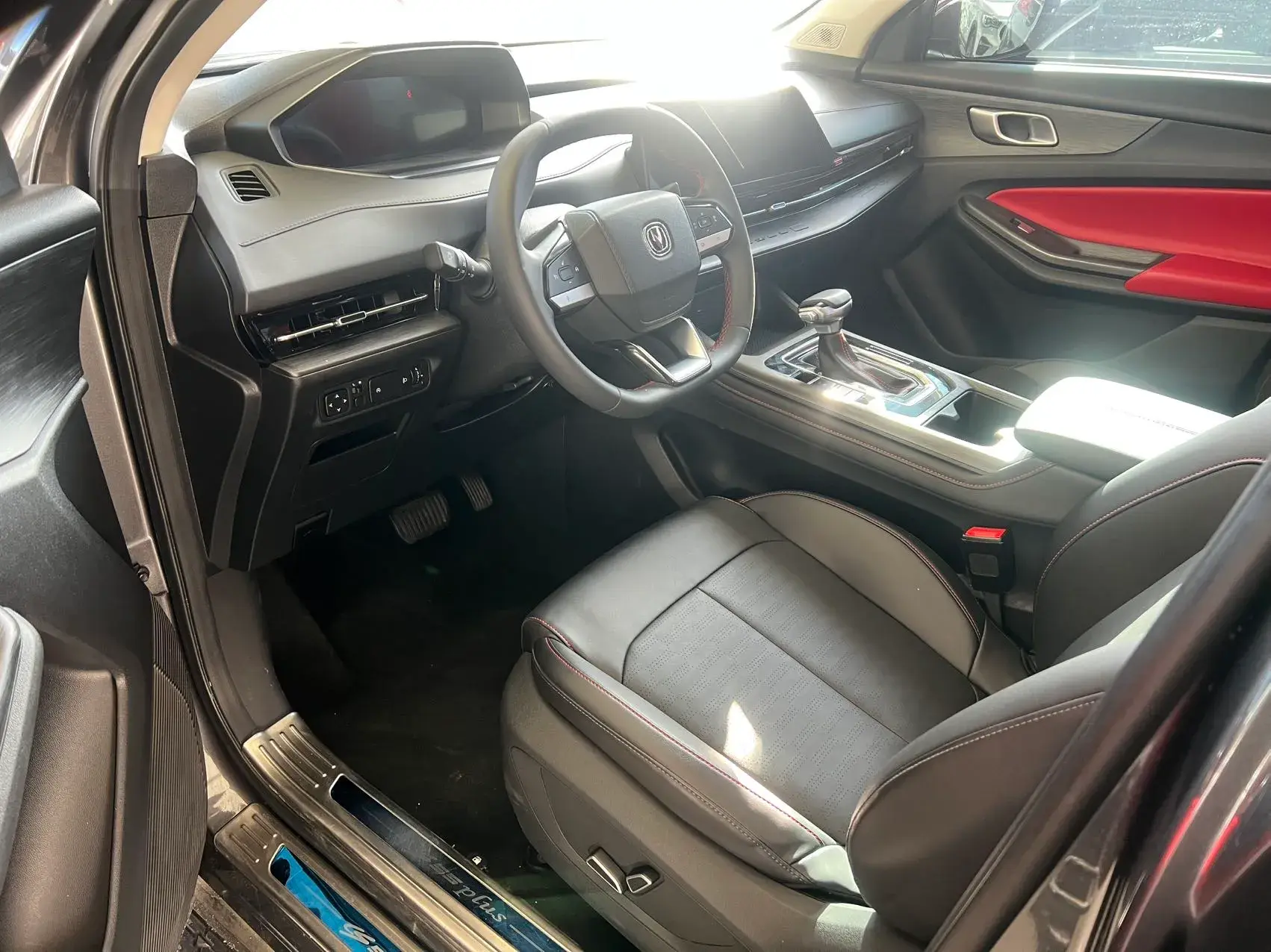 2022 CHANGAN CS75 thumbnail 3