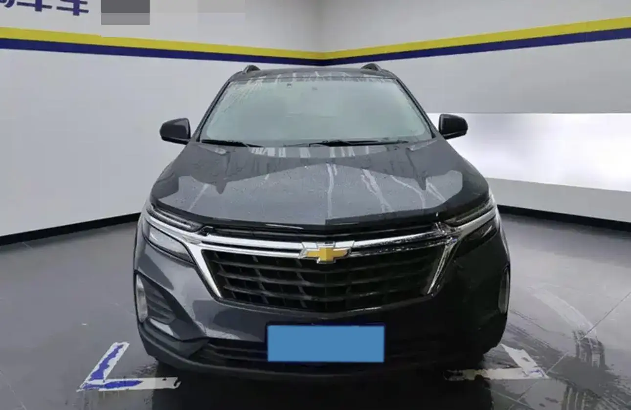 2022 CHEVROLET EQUINOX thumbnail 2