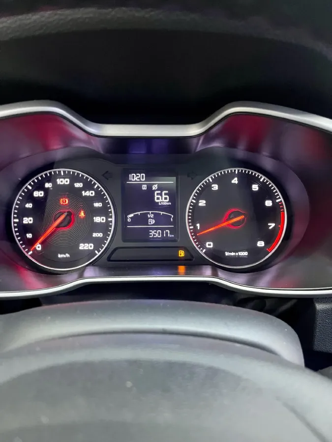 2018 MG ZS 1.5L 120HP L4 5MT,autocango,china used car exporter,china ev exporter,chinese used car exporter,chinese used ev exporter