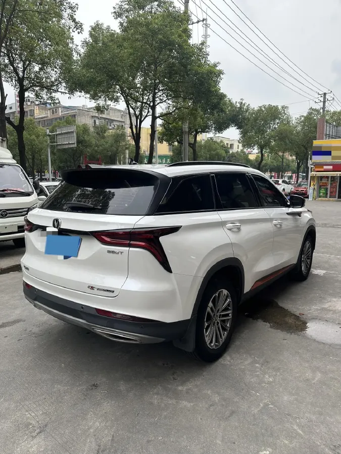 2021 ChangAn CS75 Plus 2.0T 233HP L4 8AT,autocango,china used car exporter,china ev exporter,chinese used car exporter,chinese used ev exporter