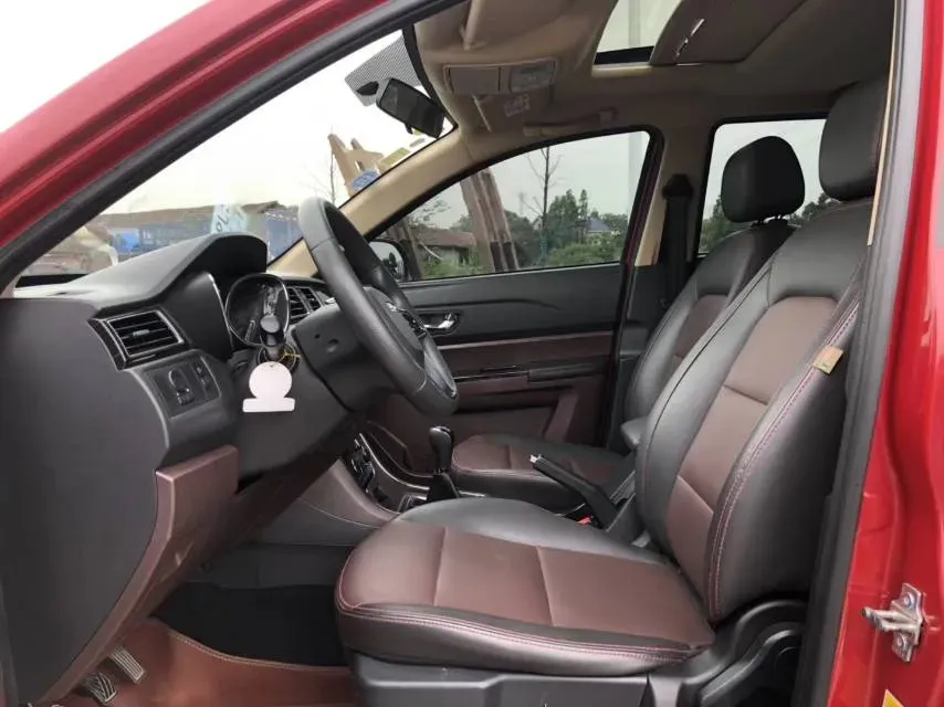 2016 LiFan MaiWei 1.5L 109HP L4 5MT,autocango,china used car exporter,china ev exporter,chinese used car exporter,chinese used ev exporter