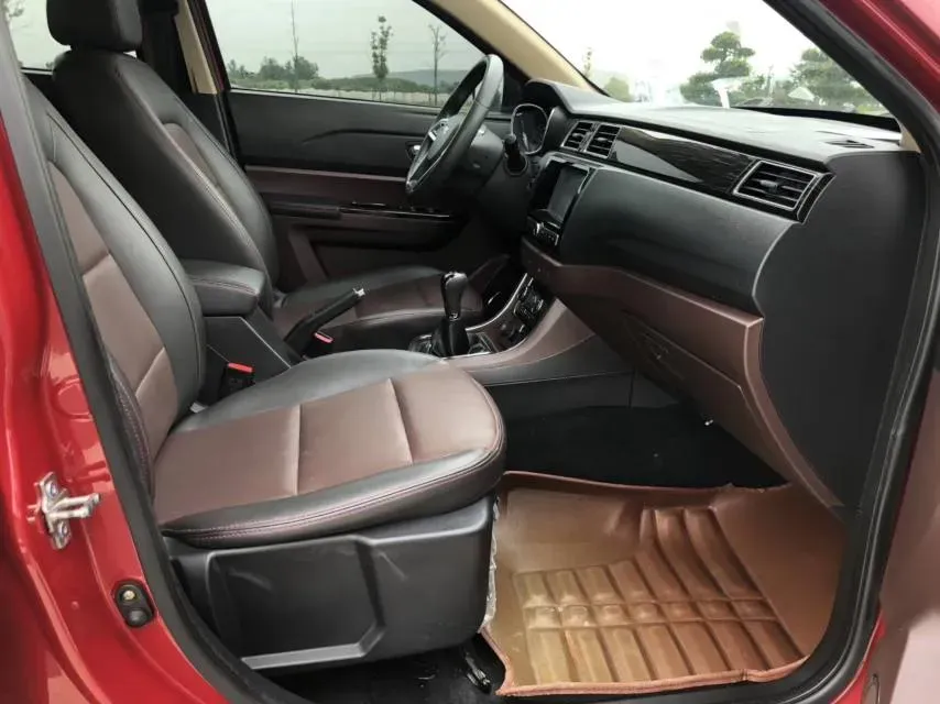 2016 LiFan MaiWei 1.5L 109HP L4 5MT,autocango,china used car exporter,china ev exporter,chinese used car exporter,chinese used ev exporter