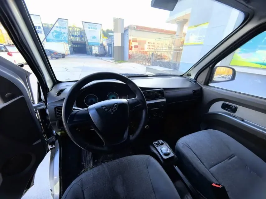 2022 WuLing EV50 BEV 35.904KWH,autocango,china used car exporter,china ev exporter,chinese used car exporter,chinese used ev exporter