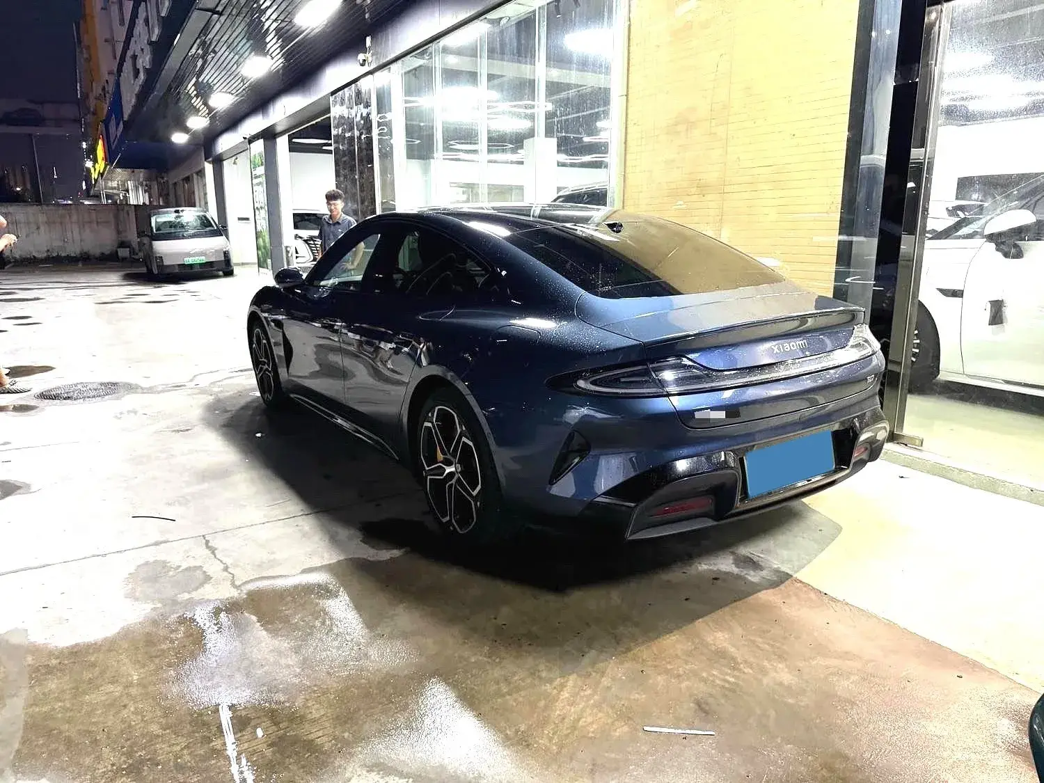 2024 MI SU7 thumbnail 3