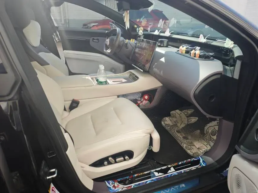 2024 Avatr 12 BEV 94.5KWH,autocango,china used car exporter,china ev exporter,chinese used car exporter,chinese used ev exporter