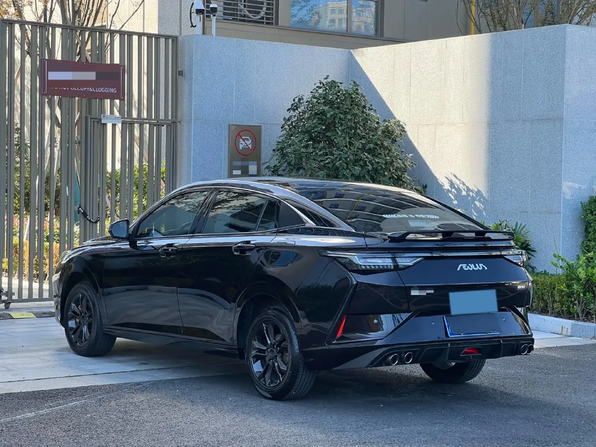 2023 DongFeng Aeolus YiXuan 1.5L 125HP L4 6DCT,autocango,china used car exporter,china ev exporter,chinese used car exporter,chinese used ev exporter