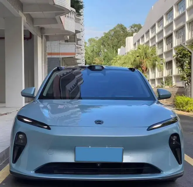 2022 NIO ET5 thumbnail 3