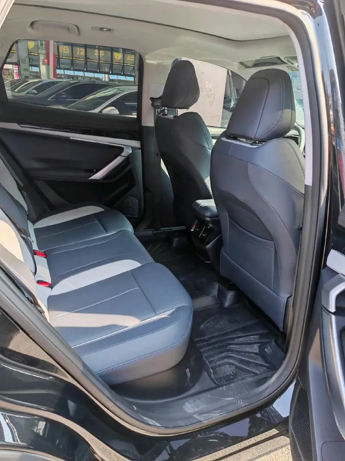 2024 Geely StarRay 1.5T 181HP L4 7DCT,autocango,china used car exporter,china ev exporter,chinese used car exporter,chinese used ev exporter