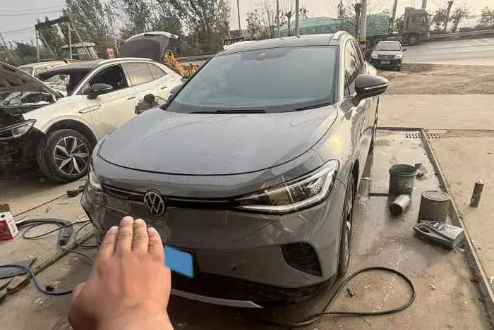 2022 VOLKSWAGEN ID.4 view 1