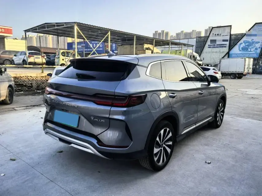 2023 BYD SONG thumbnail 4