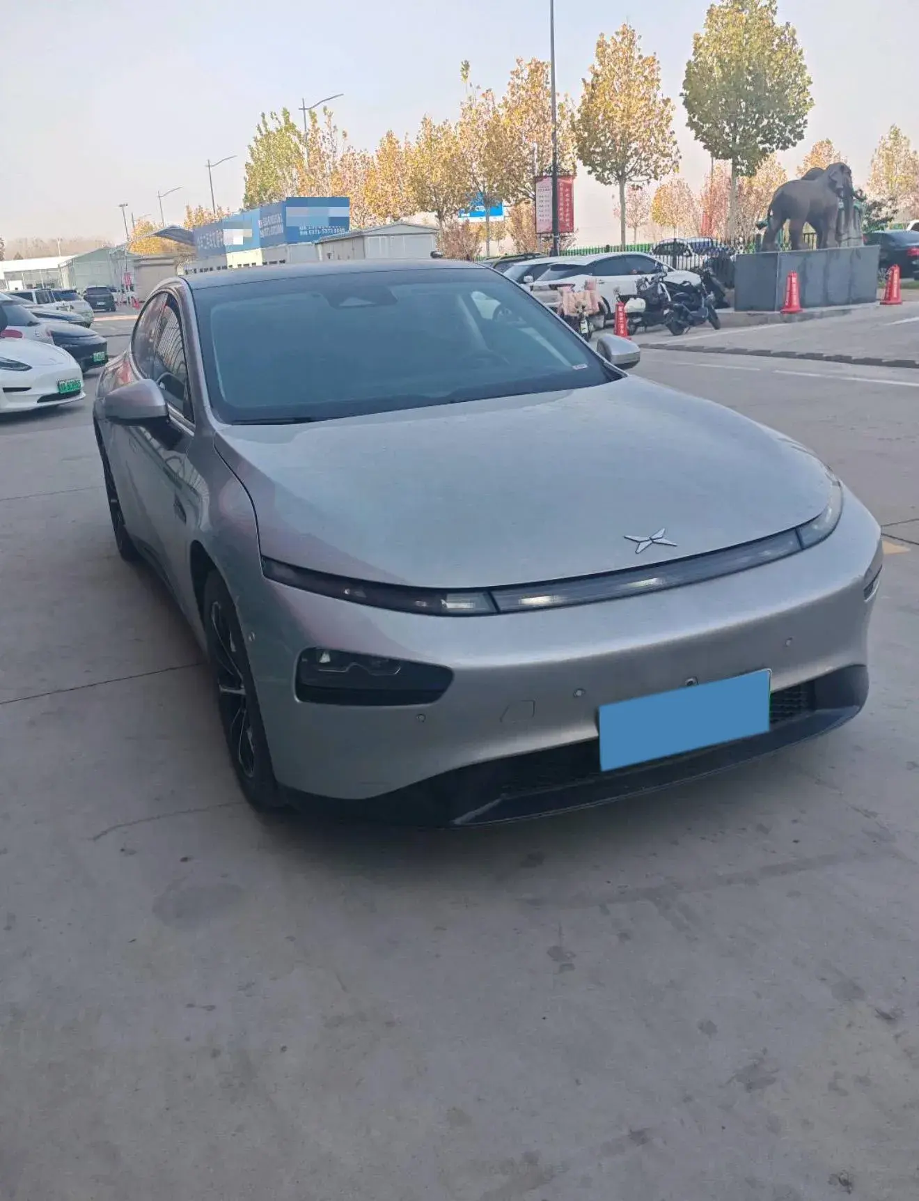 2022 XPENG P7 thumbnail 2