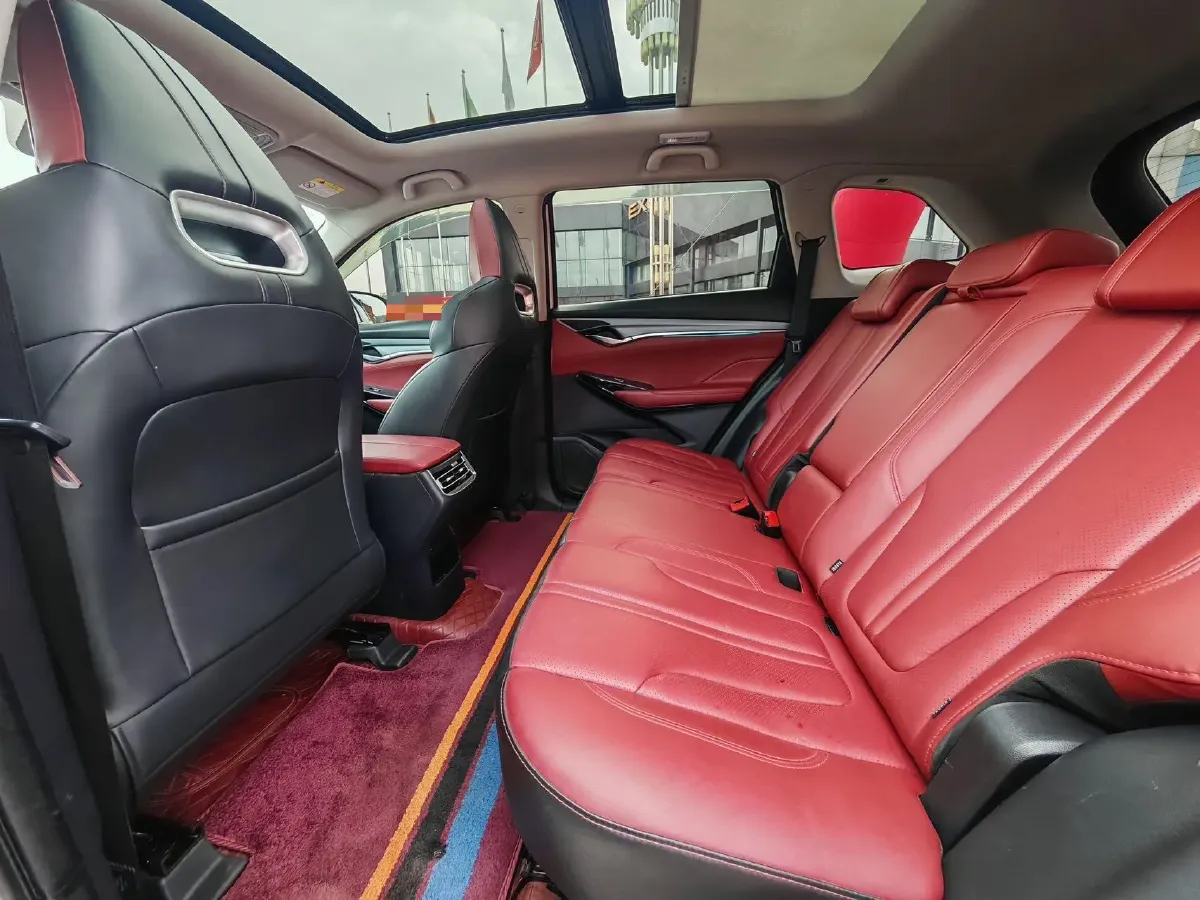 2021 ChangAn CS75 Plus 2.0T 233HP L4 8AT,autocango,china used car exporter,china ev exporter,chinese used car exporter,chinese used ev exporter