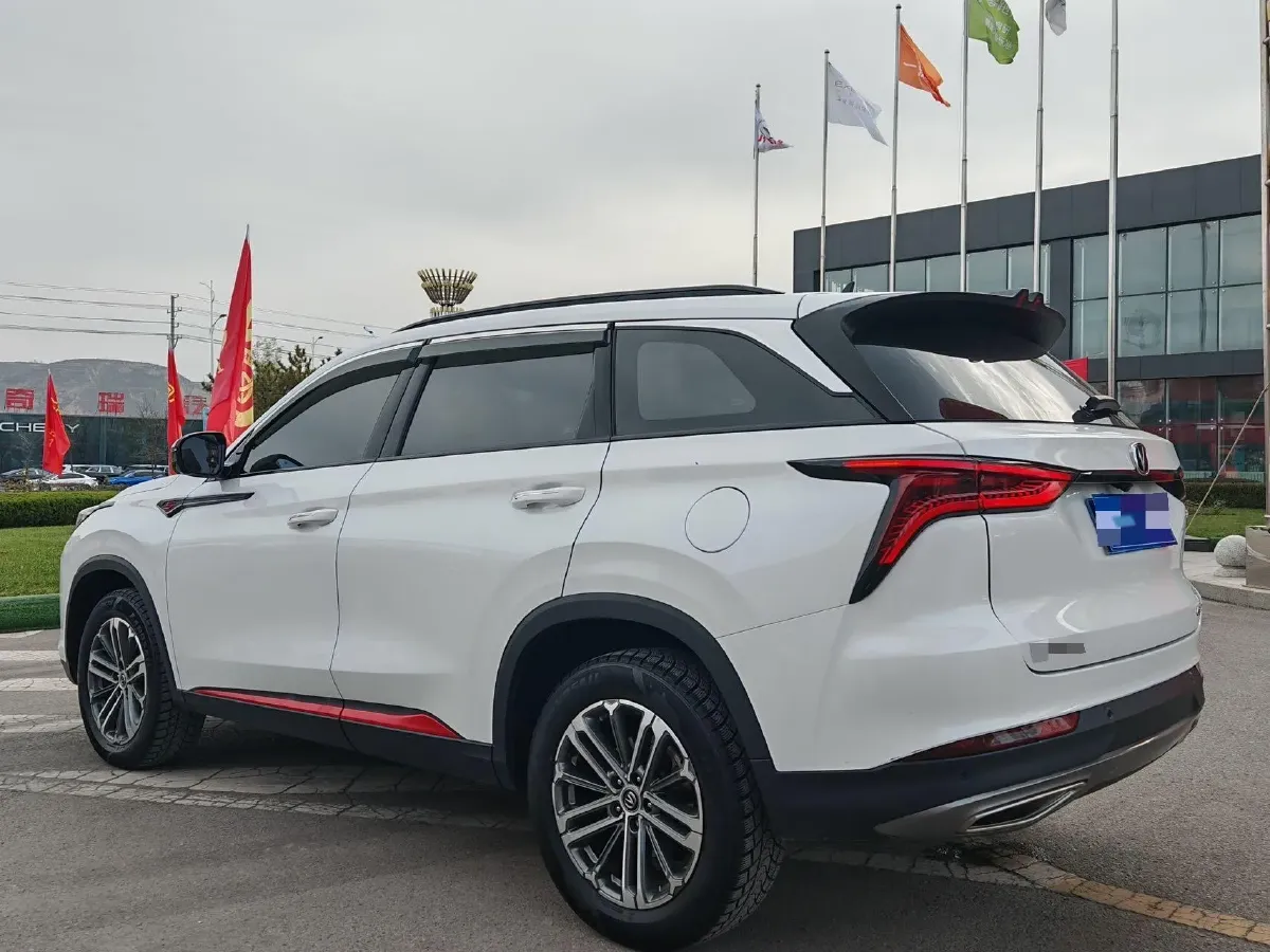 2021 ChangAn CS75 Plus 2.0T 233HP L4 8AT,autocango,china used car exporter,china ev exporter,chinese used car exporter,chinese used ev exporter
