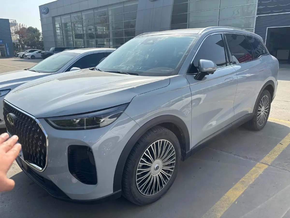 2024 Chery Tiggo8L 2.0T 254HP L4 8AT