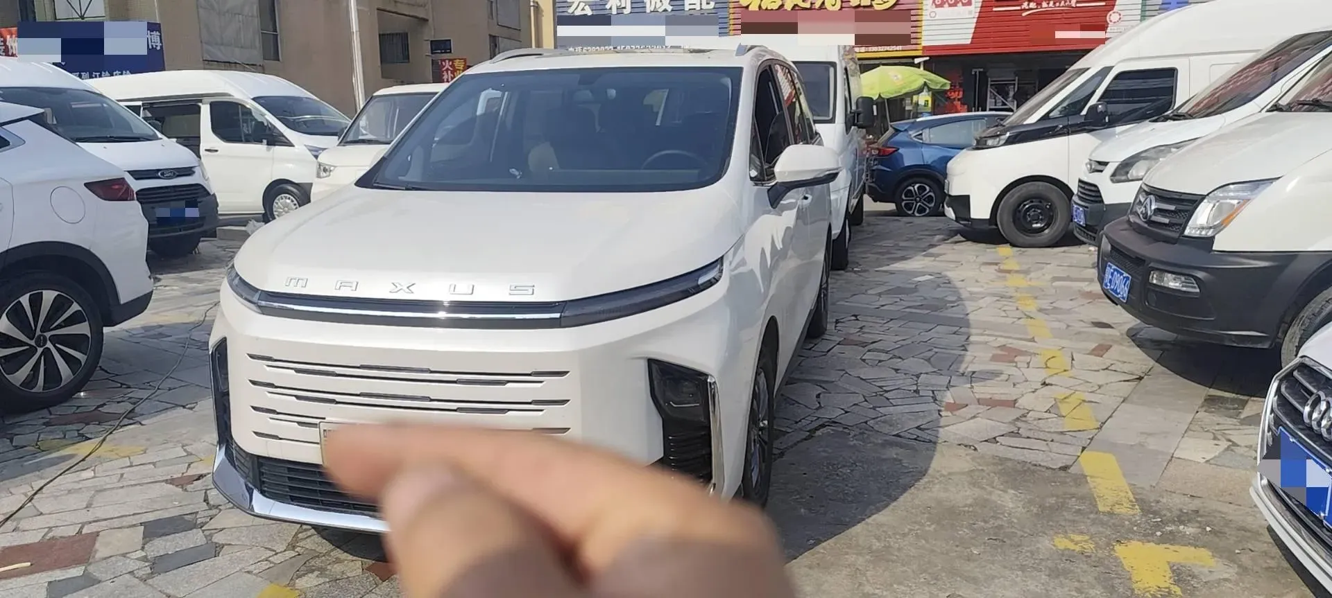 2025 MAXUS G50 PHEV 1.5L 98HP L4 1DHT PHEV,autocango,china used car exporter,china ev exporter,chinese used car exporter,chinese used ev exporter