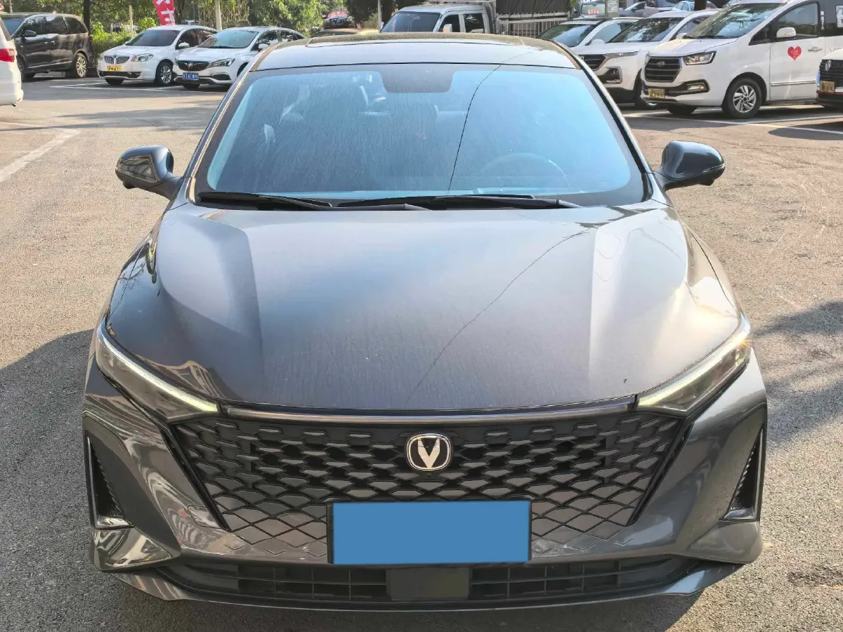 2023 ChangAn Raeton Plus 1.5T 188HP L4 7DCT,autocango,china used car exporter,china ev exporter,chinese used car exporter,chinese used ev exporter