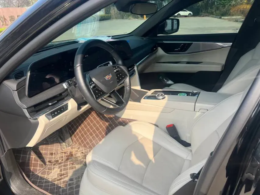 2023 Cadillac CT6 2.0T 237HP L4 10AT,autocango,china used car exporter,china ev exporter,chinese used car exporter,chinese used ev exporter