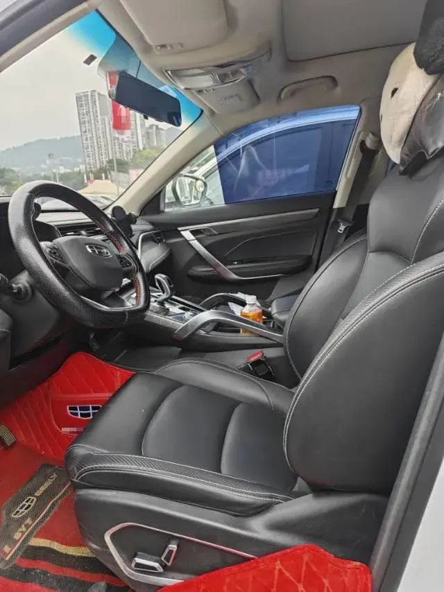 2020 GEELY AZKARRA thumbnail 3