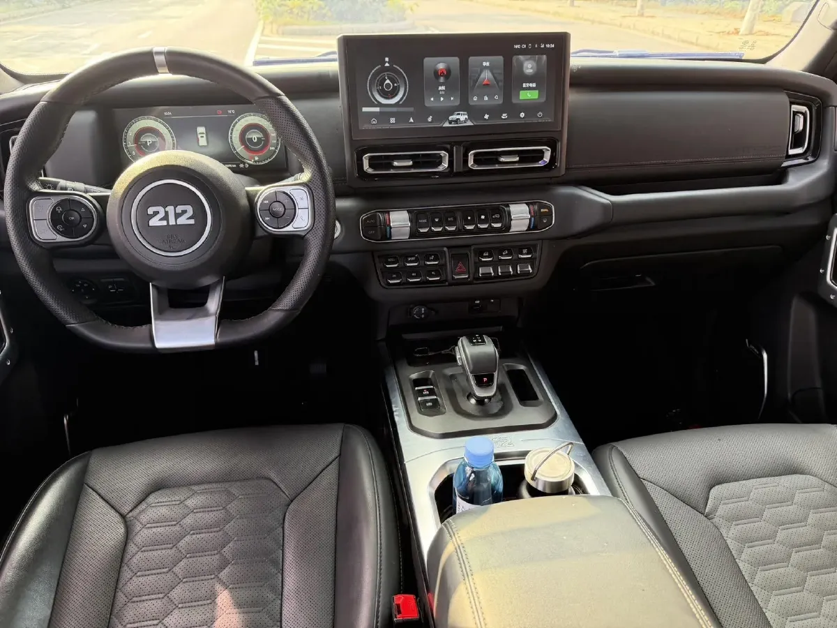 2024 212 212 T01 2.0T 252HP L4 8AT,autocango,china used car exporter,china ev exporter,chinese used car exporter,chinese used ev exporter