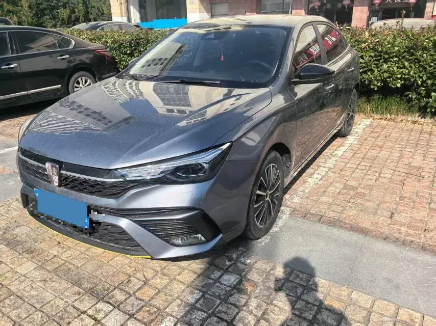 2021 ROEWE I5 view 1