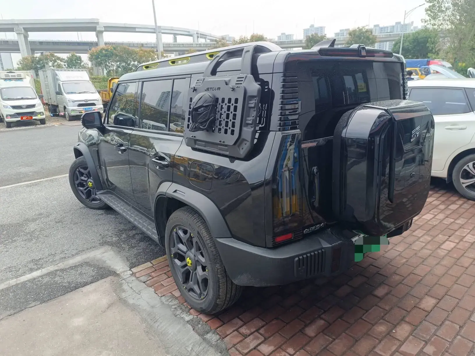 2024 JETOUR SHANHAI thumbnail 3