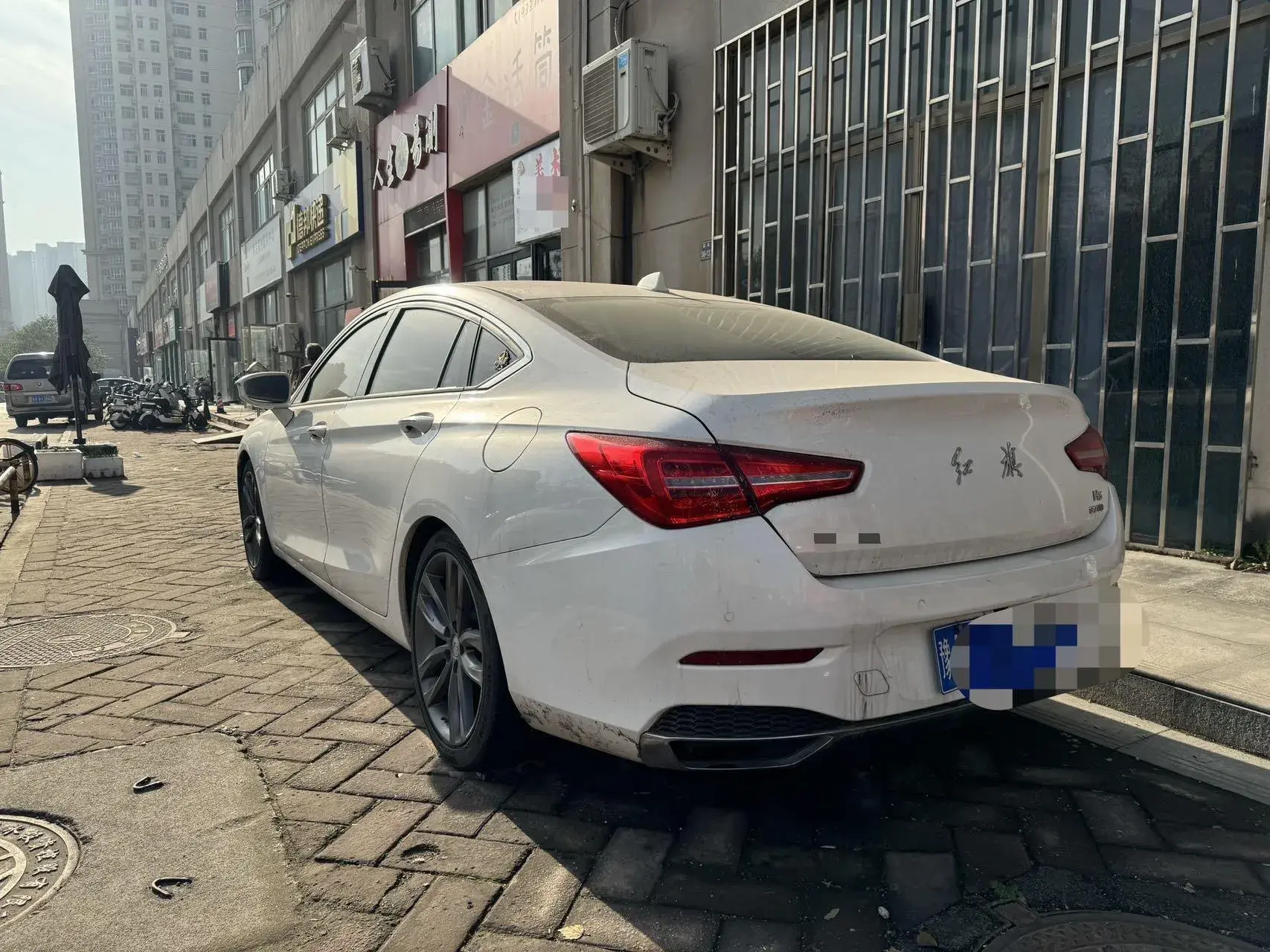 2018 HONGQI H5 thumbnail 2