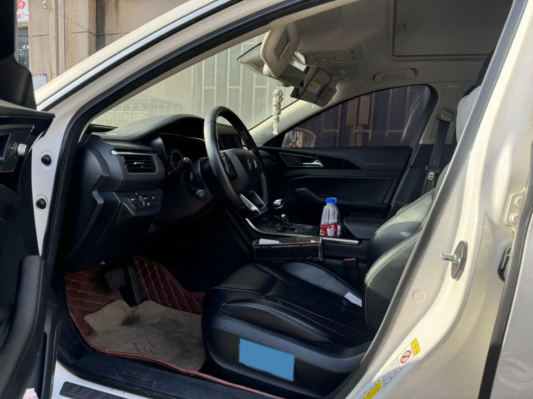 2018 HONGQI H5 thumbnail 4