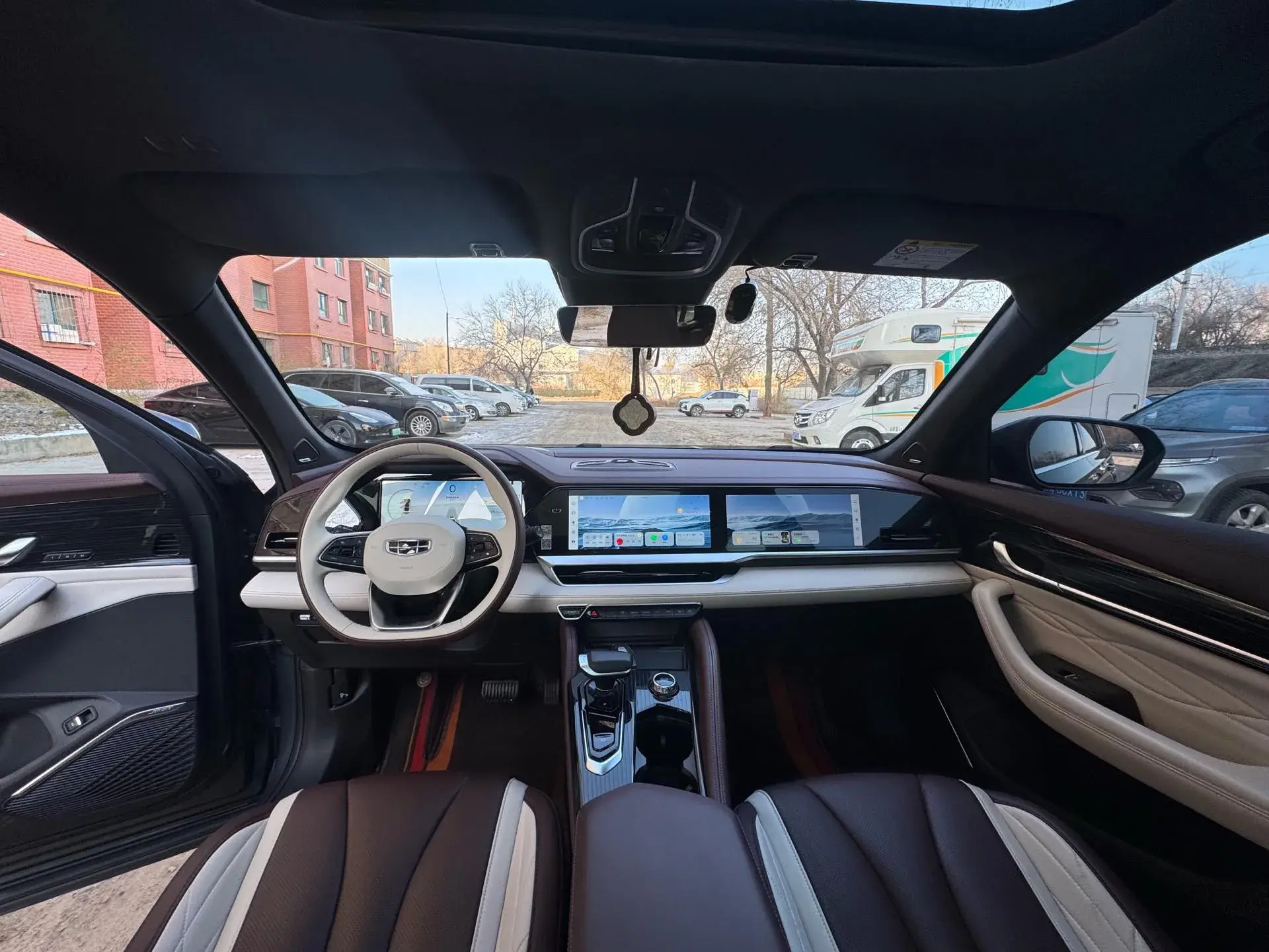 2021 GEELY MONJARO thumbnail 2