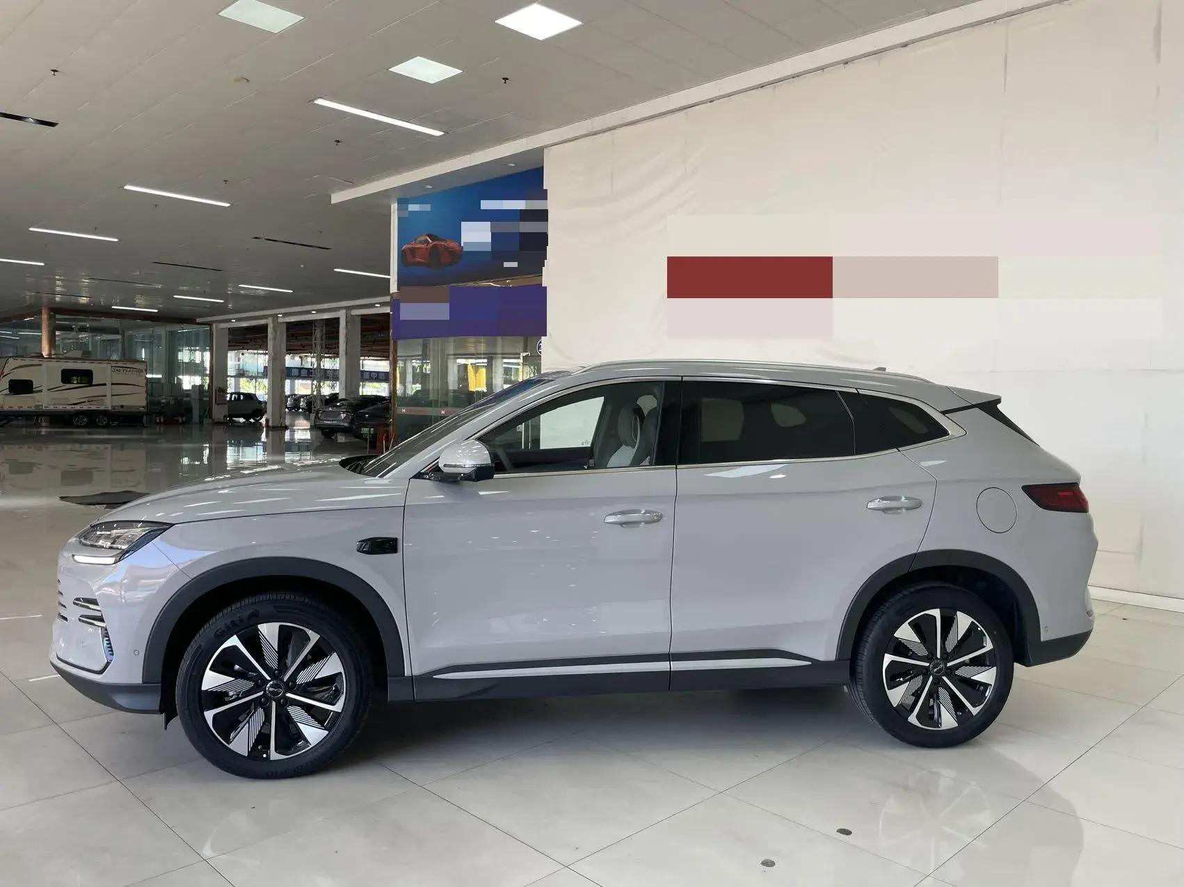 2025 BYD SONG thumbnail 4