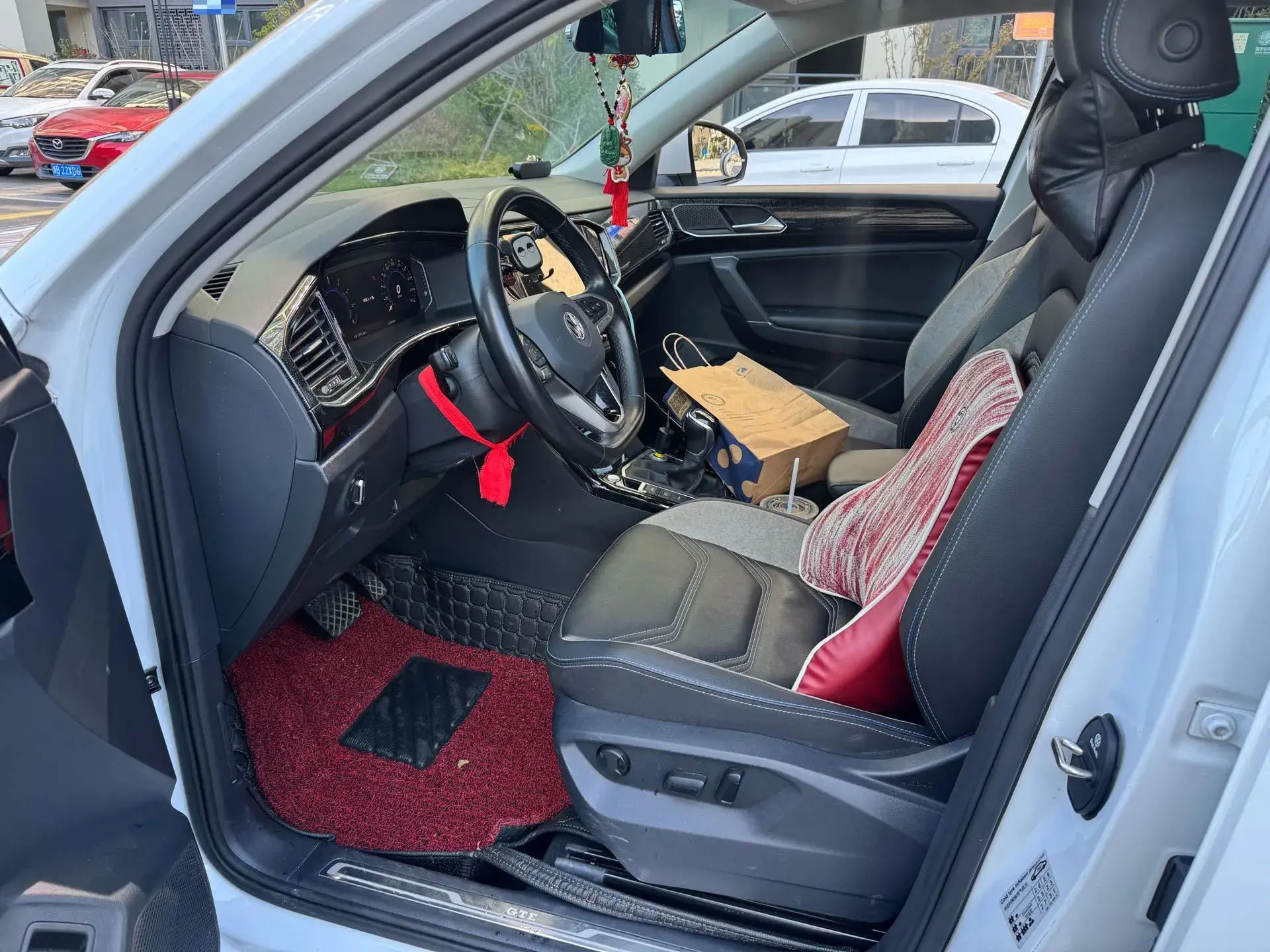 2020 VOLKSWAGEN TAYRON thumbnail 2