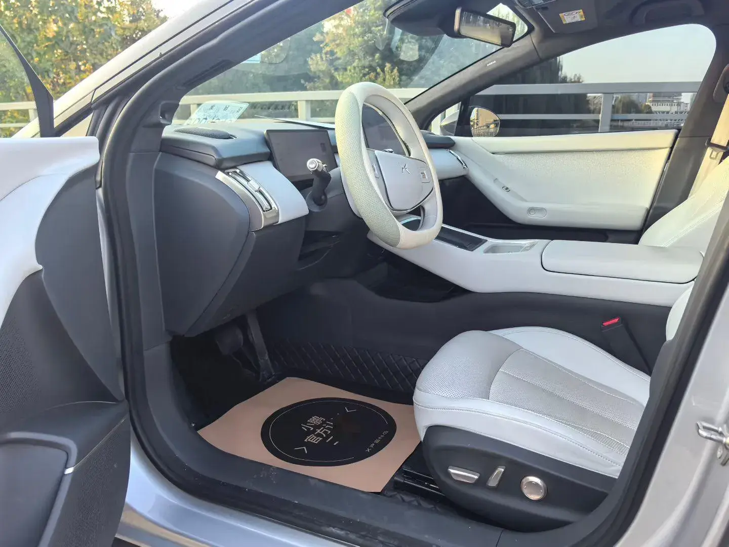 2024 XPENG P7+ thumbnail 4