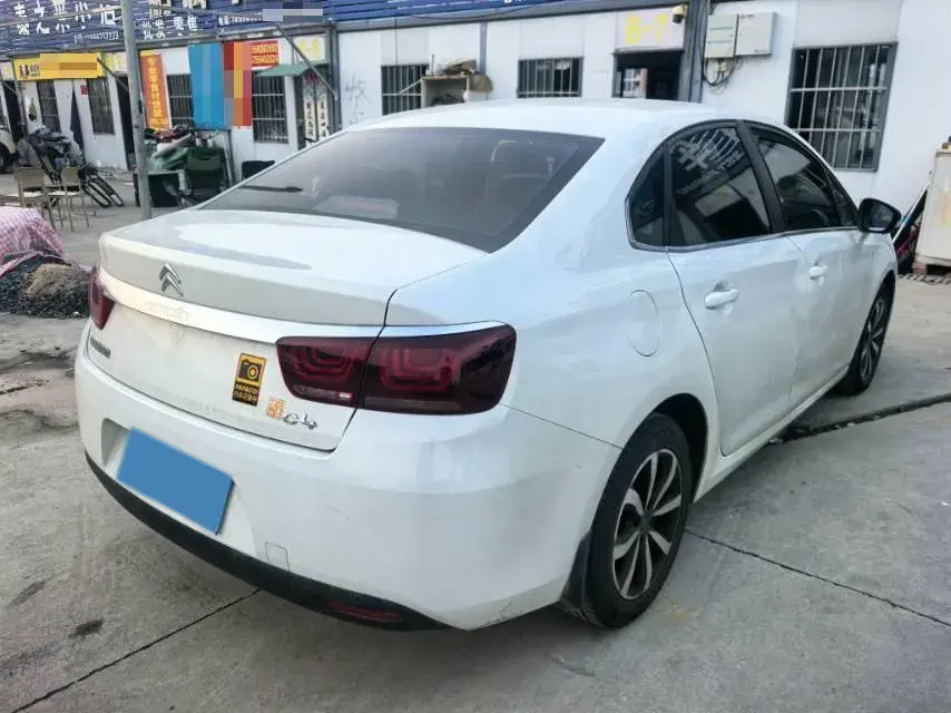 2018 CITROEN C4 thumbnail 2