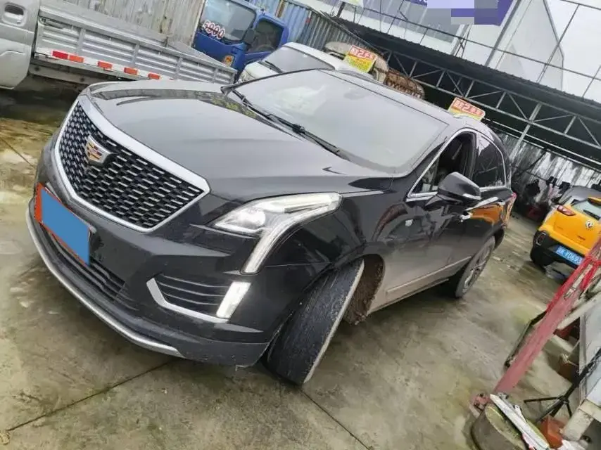 2022 CADILLAC XT5 view 1