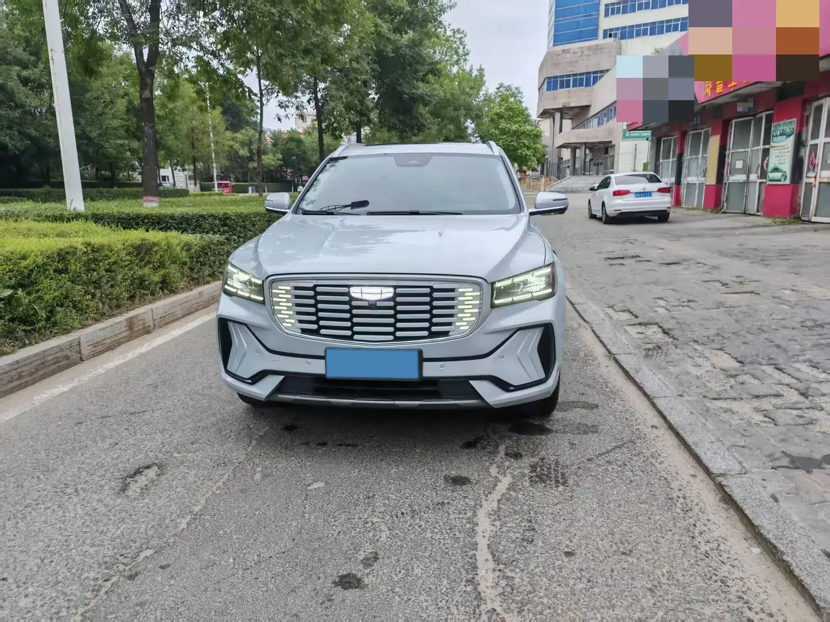 2022 GEELY MONJARO thumbnail 2