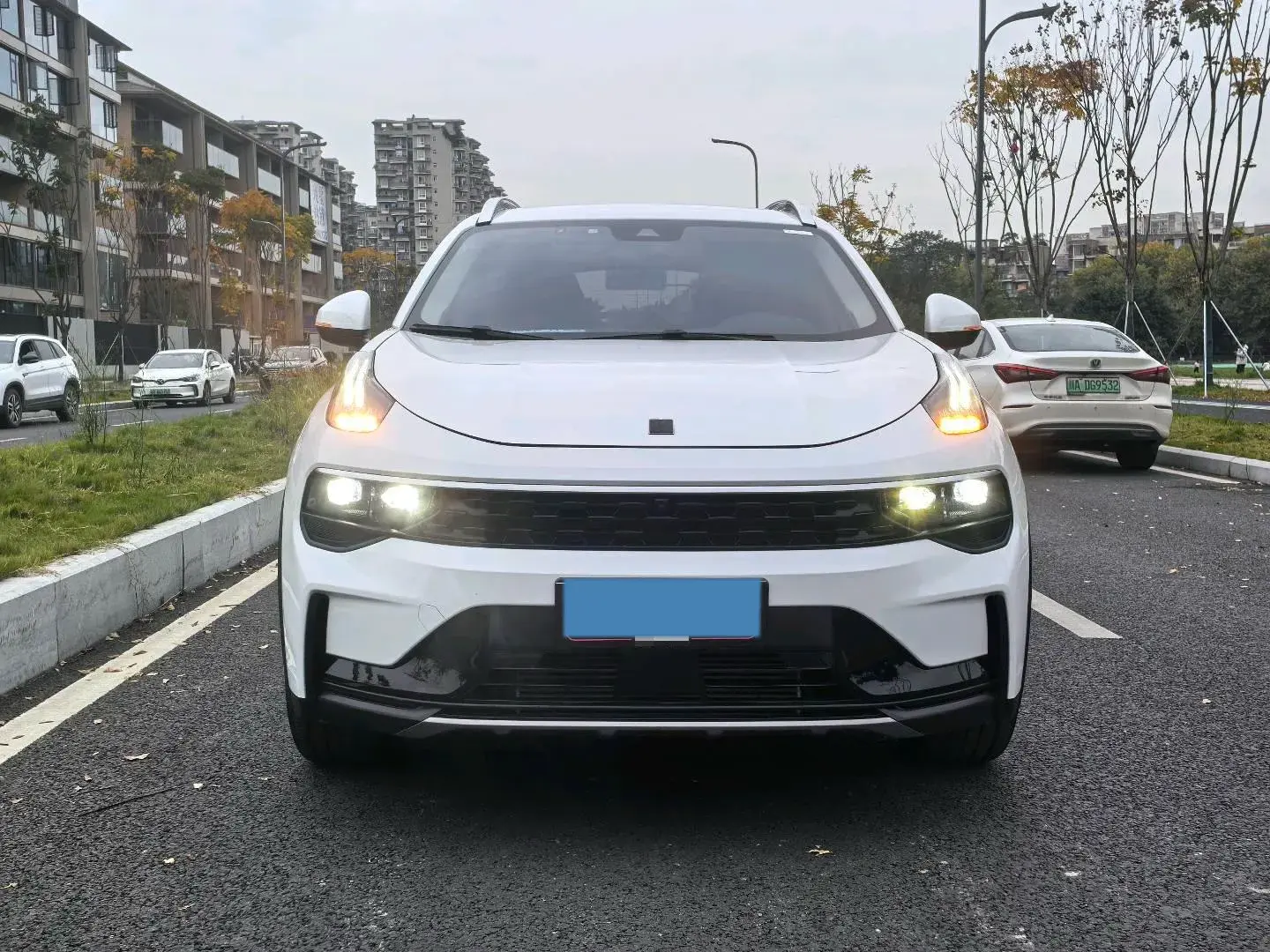 2021 LYNK&CO 01 thumbnail 2