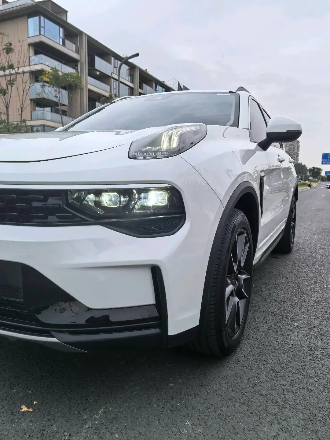 2021 LYNK&CO 01 thumbnail 3