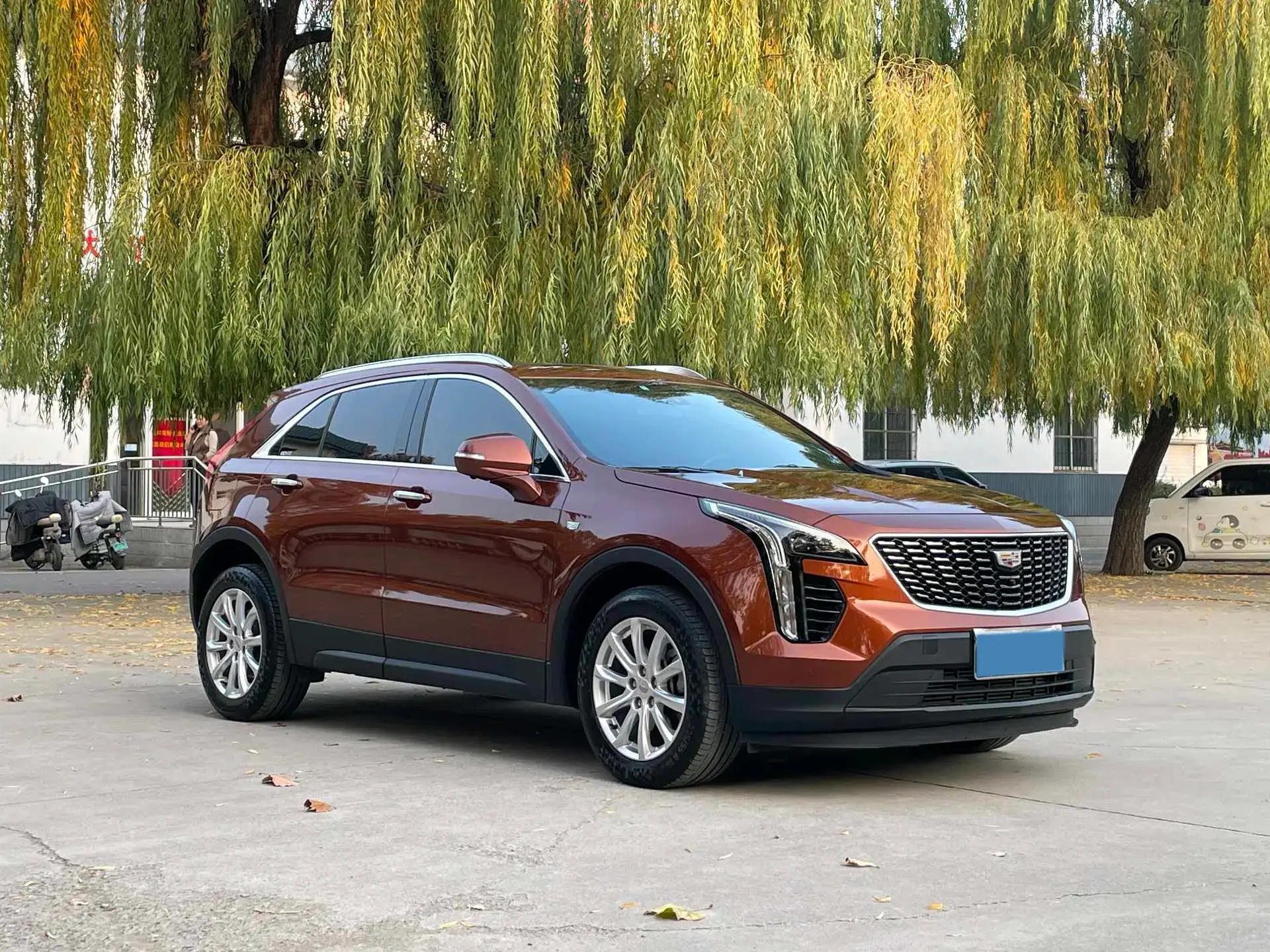 2018 CADILLAC XT4 thumbnail 3