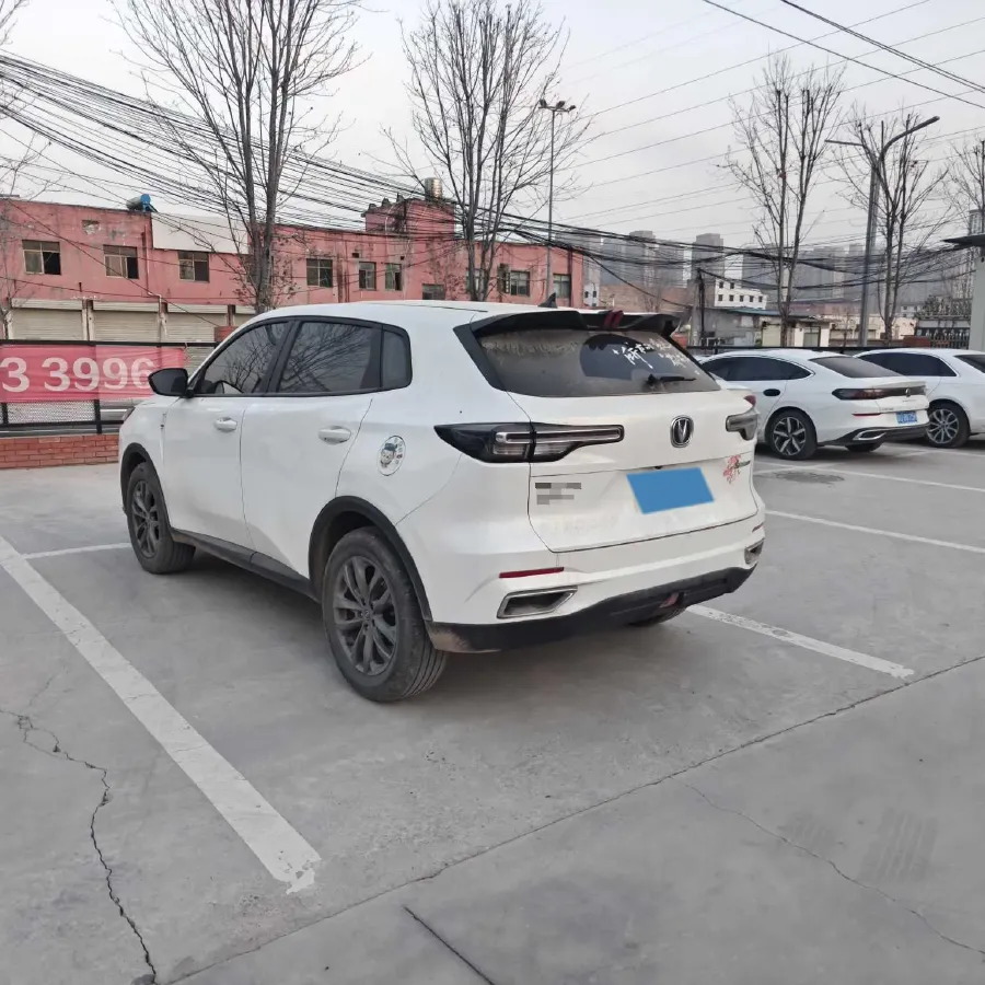 2024 ChangAn X5 PLUS 1.5T 188HP L4 7DCT,autocango,china used car exporter,china ev exporter,chinese used car exporter,chinese used ev exporter