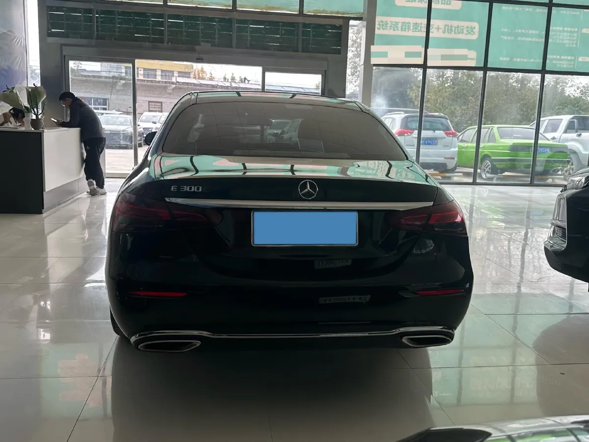 2022 Mercedes-Benz E Class 2.0T 197HP L4 9AT,autocango,china used car exporter,china ev exporter,chinese used car exporter,chinese used ev exporter