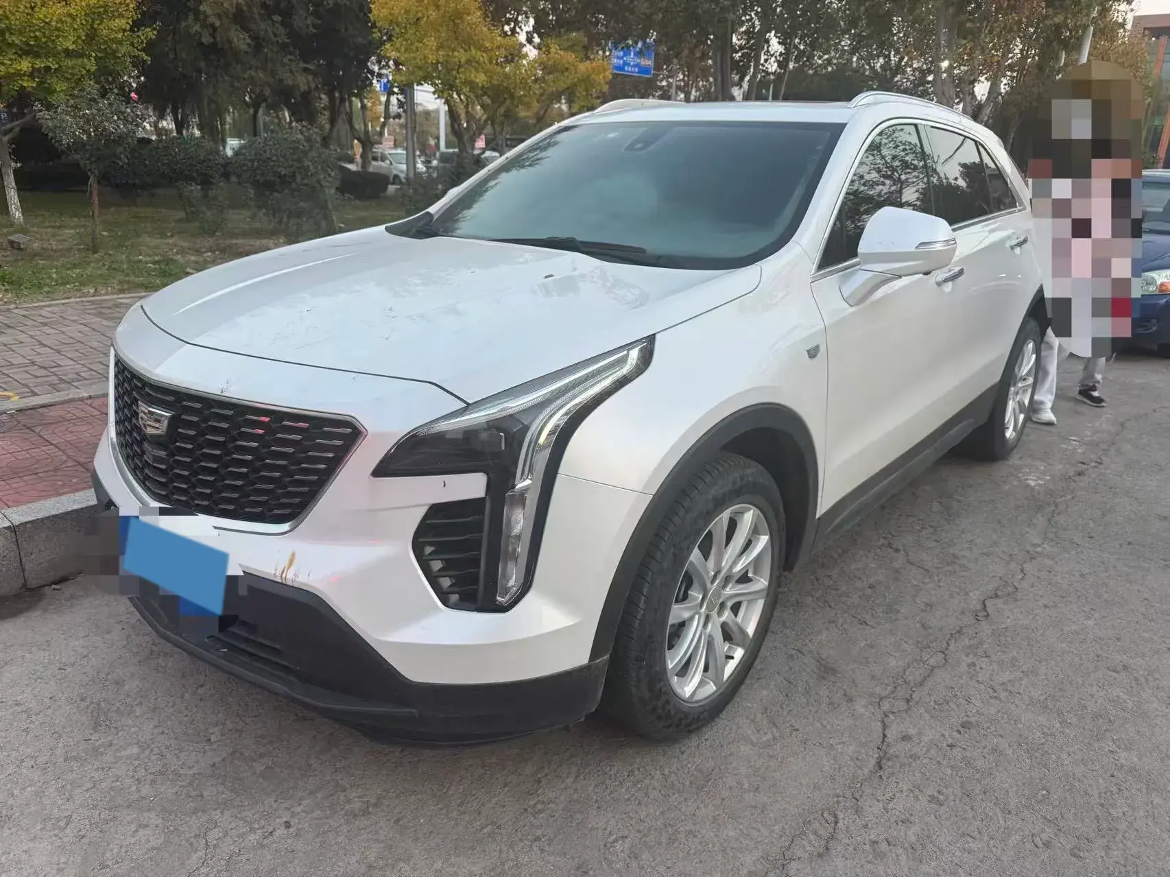 2021 CADILLAC XT4 view 1