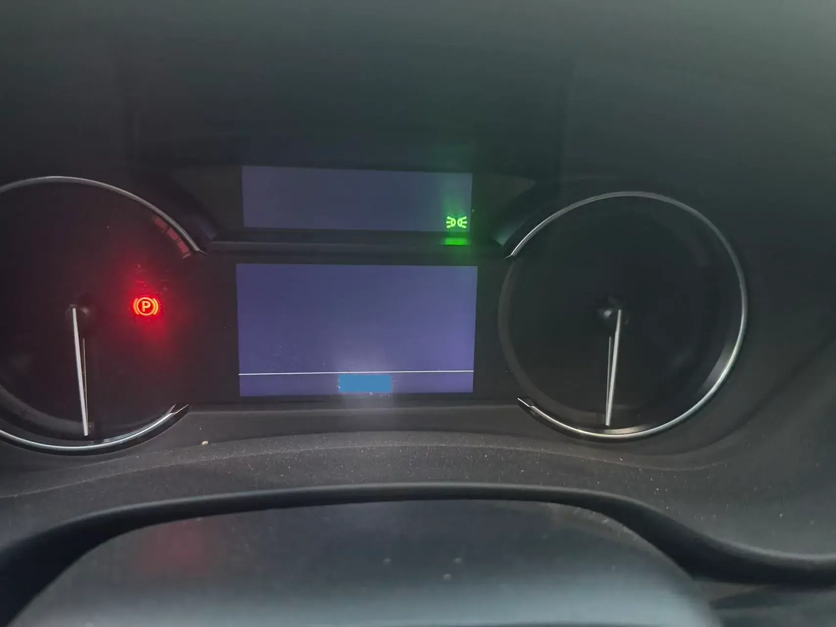 2021 CADILLAC XT4 thumbnail 3