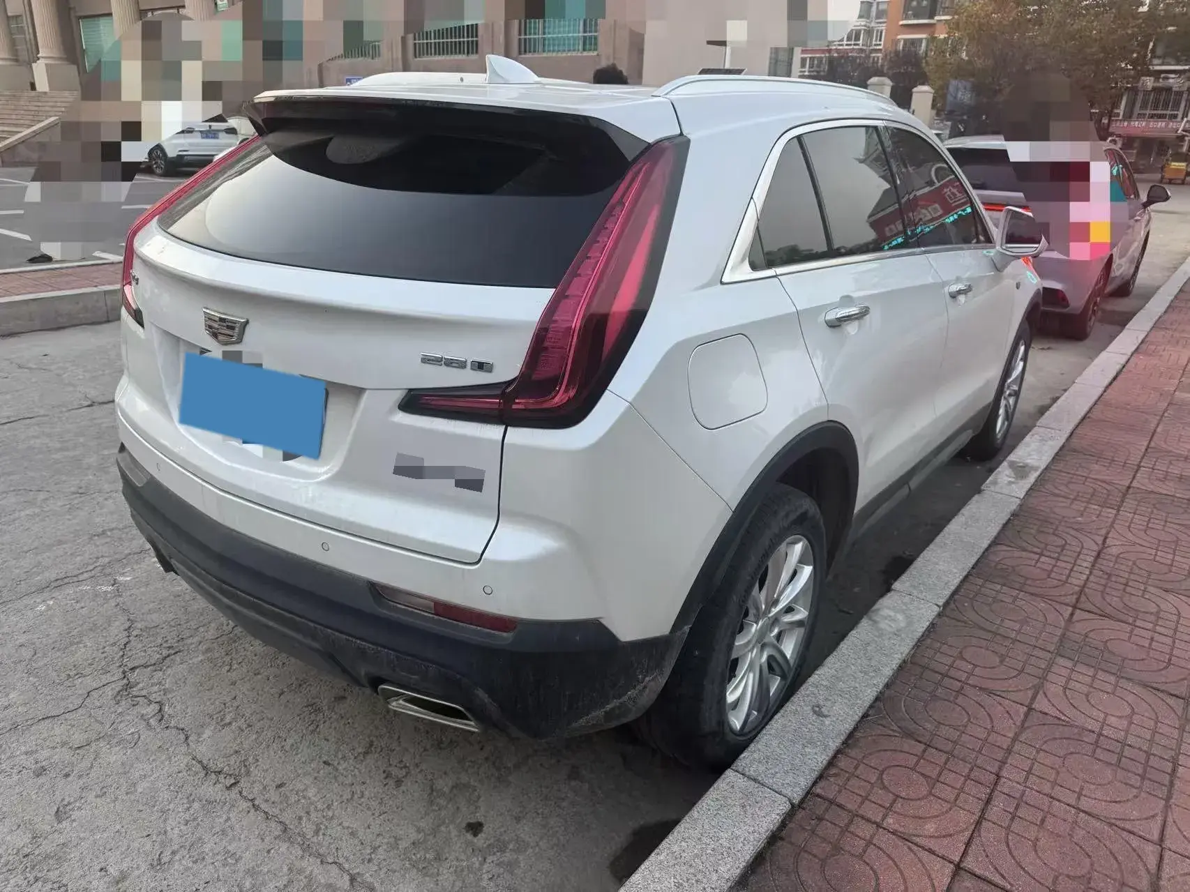 2021 CADILLAC XT4 thumbnail 2