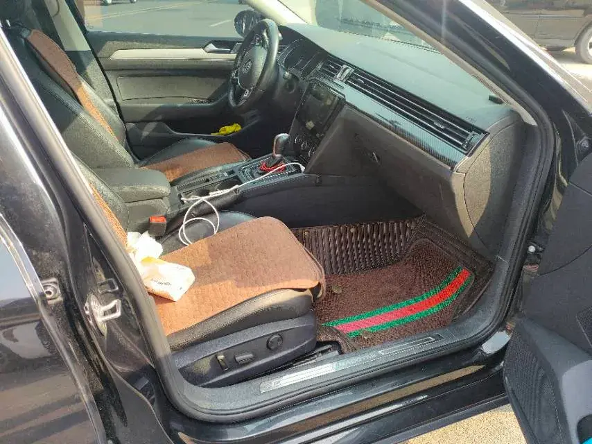 2018 VOLKSWAGEN MAGOTAN thumbnail 4