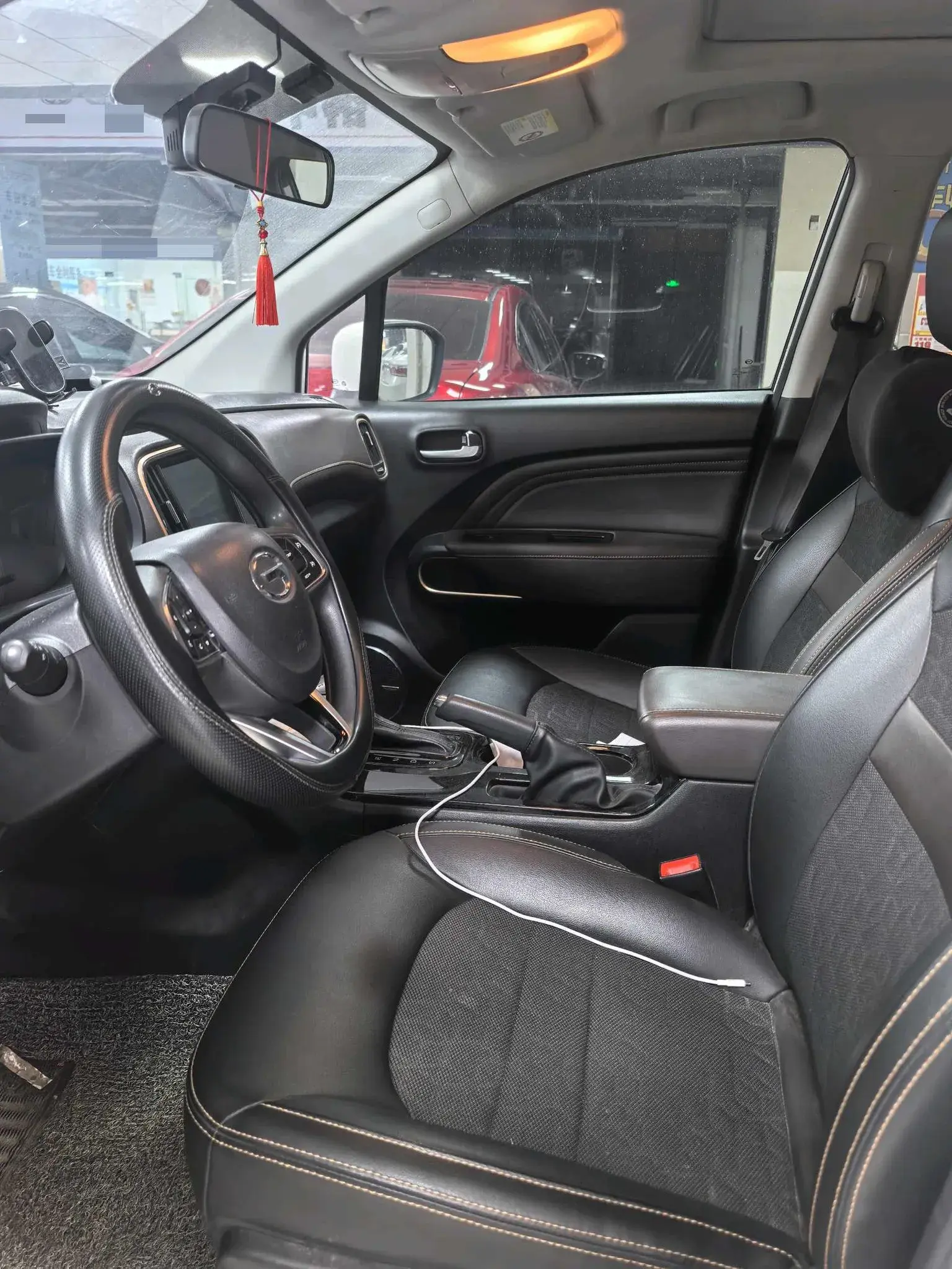 2019 GAC TRUMPCHI thumbnail 3