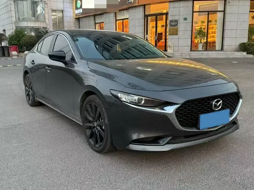 2022 MAZDA 3 thumbnail 2