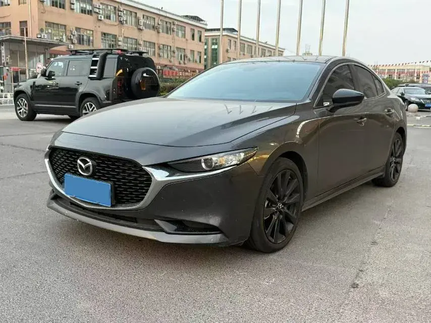 2022 MAZDA 3 view 1